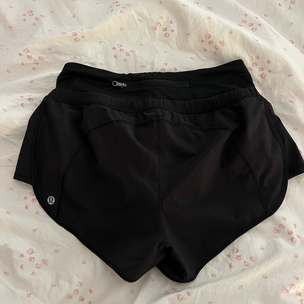 Lululemon black shorts